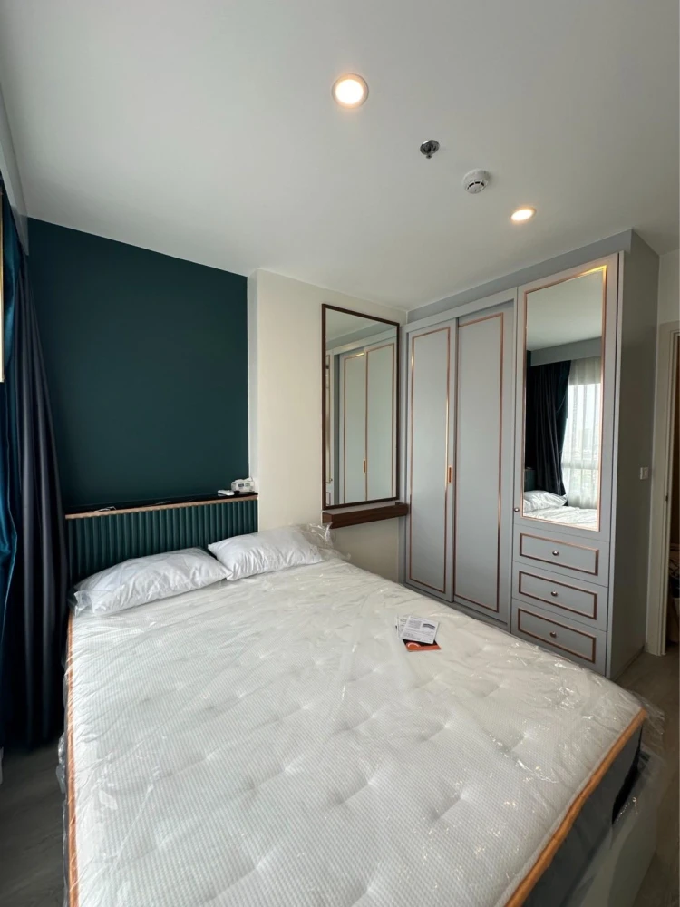 For rent: Elio Sathorn-Wutthakat. A lovely room in a prime location, with coordinated decor and complete amenities. Book now!