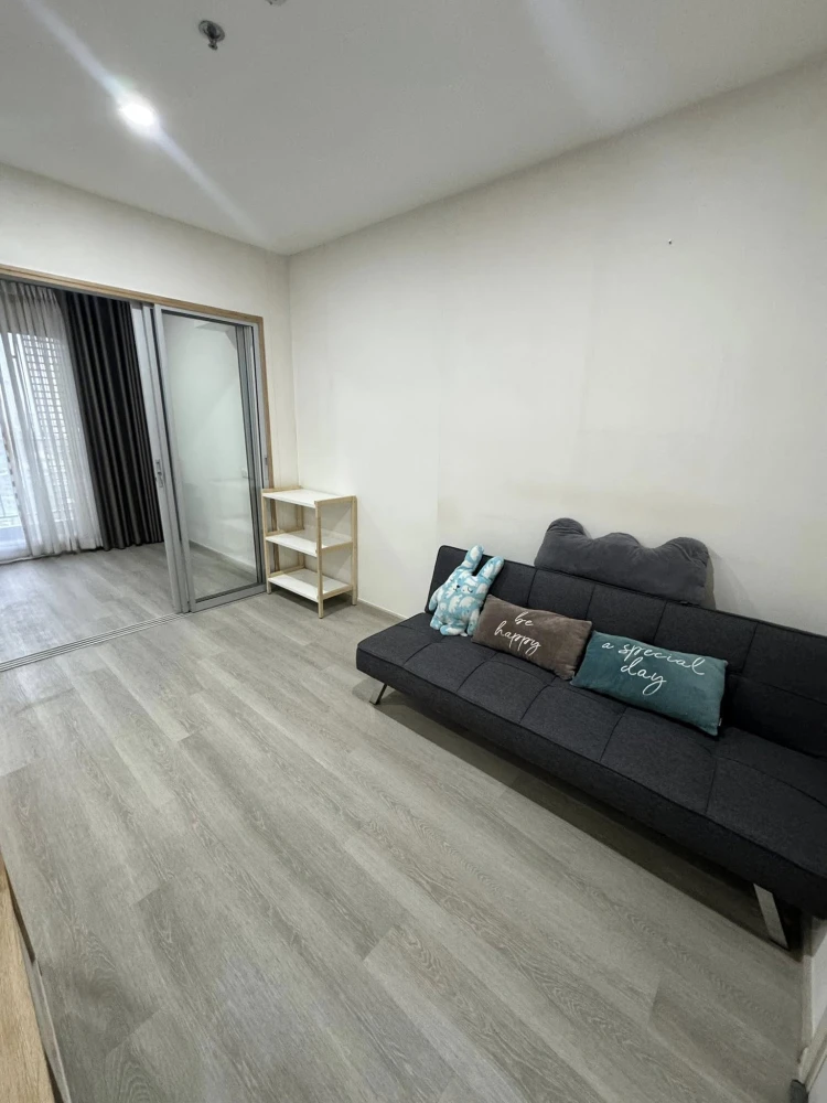 For rent: Elio Sathorn Wutthakat, ready to move in, fully furnished, spacious room, reserve now.