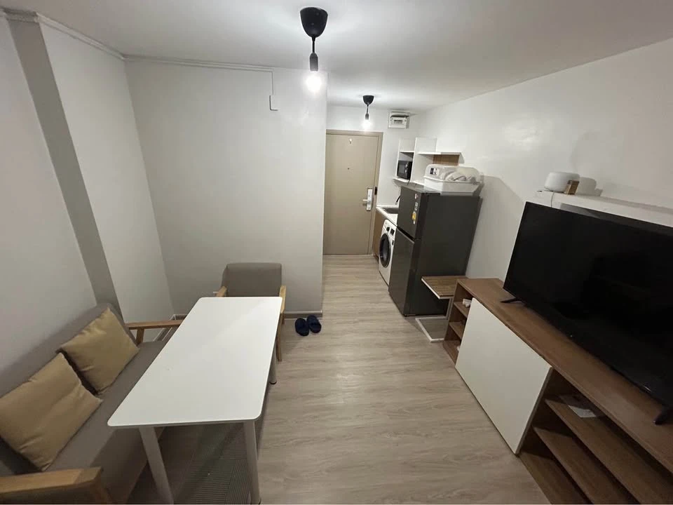 For rent: ELIO Sukhumvit 64, ready to move in, affordable price, just bring your own luggage and move in. Hurry and book now before it's too late.