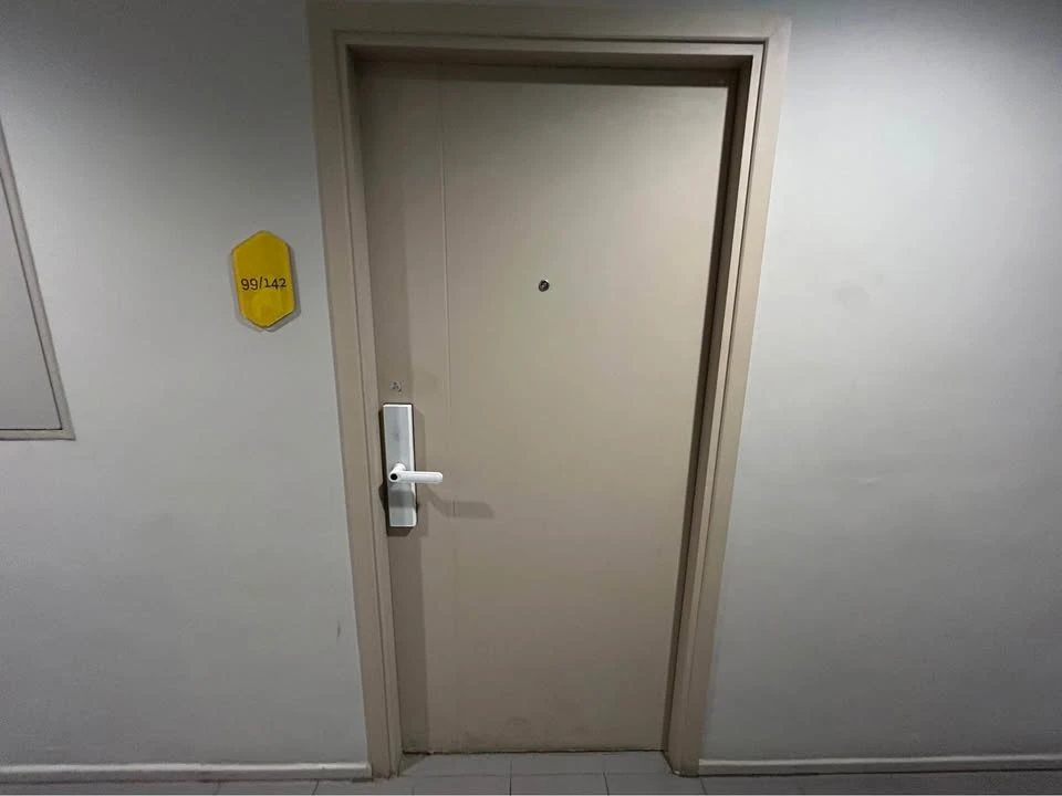 For rent: ELIO Sukhumvit 64, ready to move in, affordable price, just bring your own luggage and move in. Hurry and book now before it's too late.
