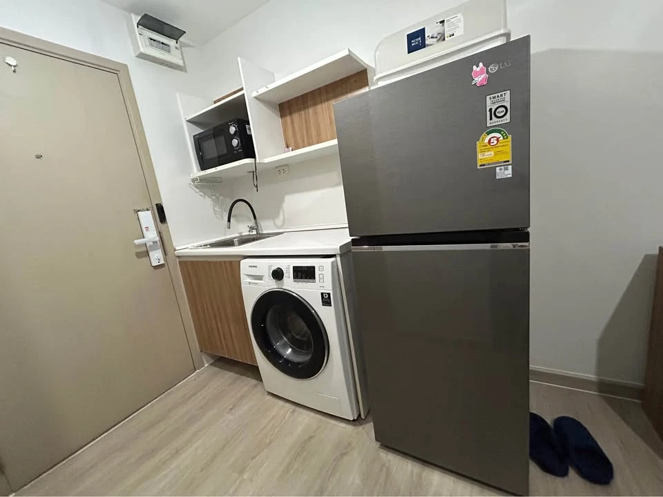 For rent: ELIO Sukhumvit 64, ready to move in, affordable price, just bring your own luggage and move in. Hurry and book now before it's too late.