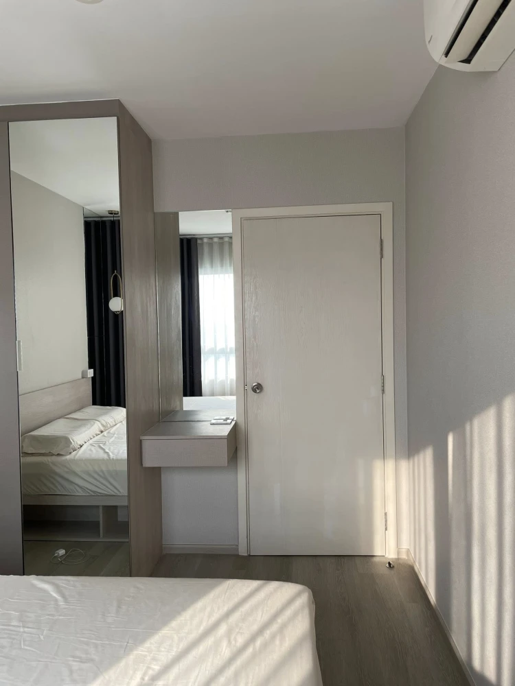 For rent: Elio Sathorn-Wutthakat. Nice room, fully furnished with appliances. Special price available! Book now!