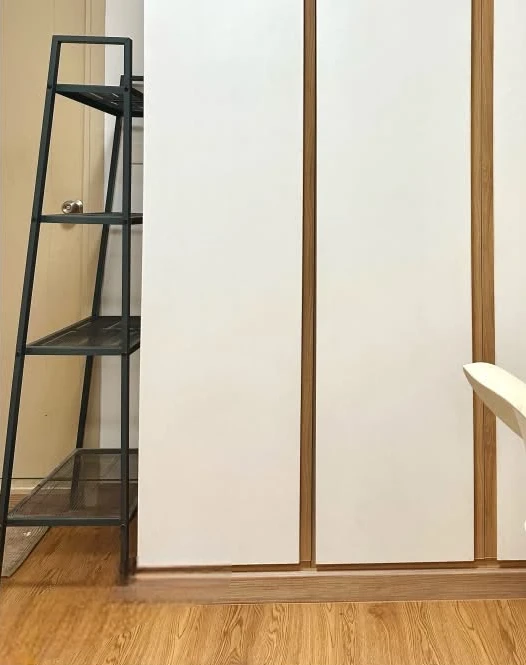 For rent: Elio Sukhumvit 64, Building C, 2nd floor, size 31 sq m., with some furniture and appliances. Interested? Reserve now!