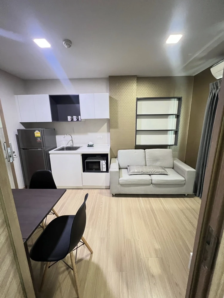 For rent: Elite Salaya, 6th floor, fully furnished with complete amenities, at an amazing price. Just bring your belongings and move in!