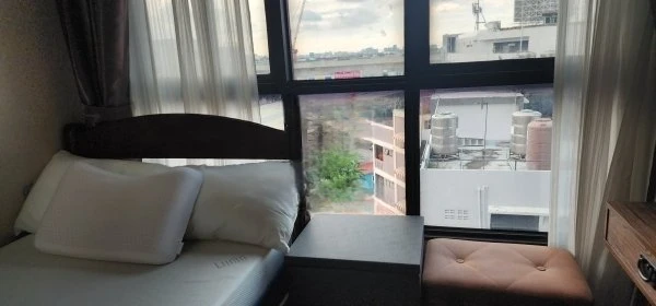 For rent Episode Phaholyothin-Sapanmai corner room, beautiful view, fully furnished, convenient transportation, must arrange.