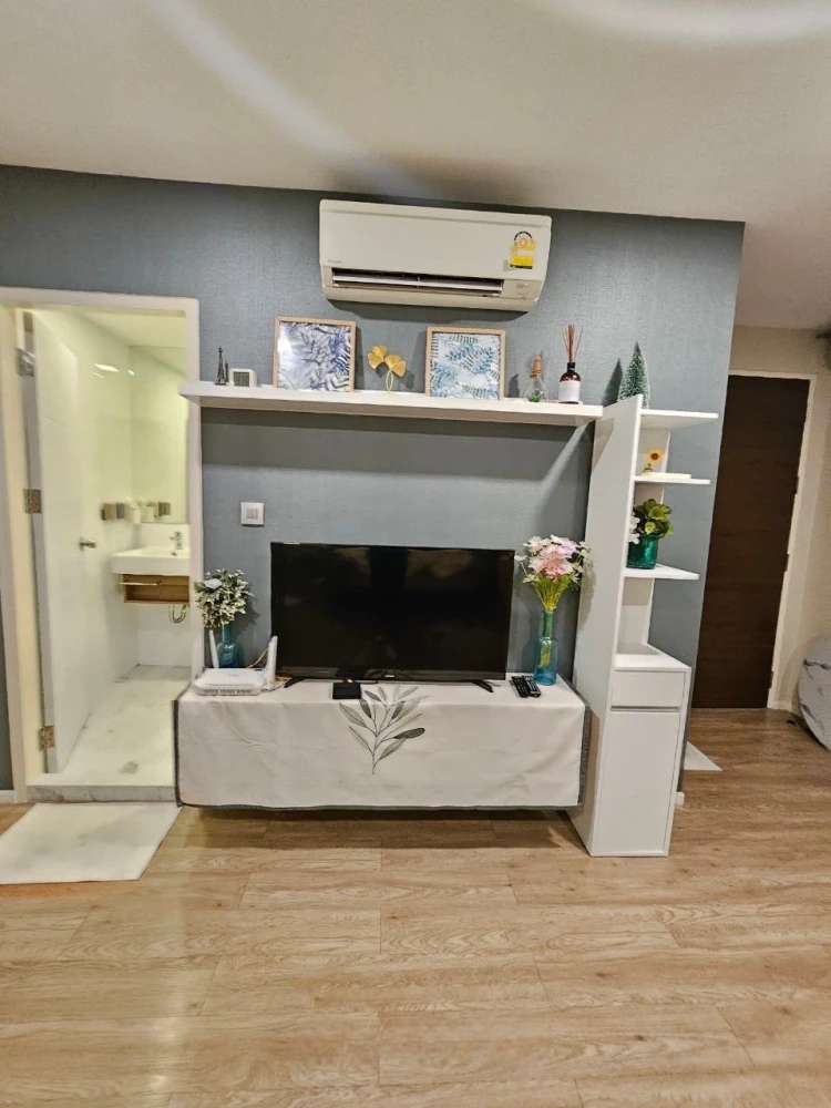 For rent Episode Phahon-Saphan Mai, 2 bedrooms, 1 bathroom, beautifully decorated room, in great condition, very worth booking.