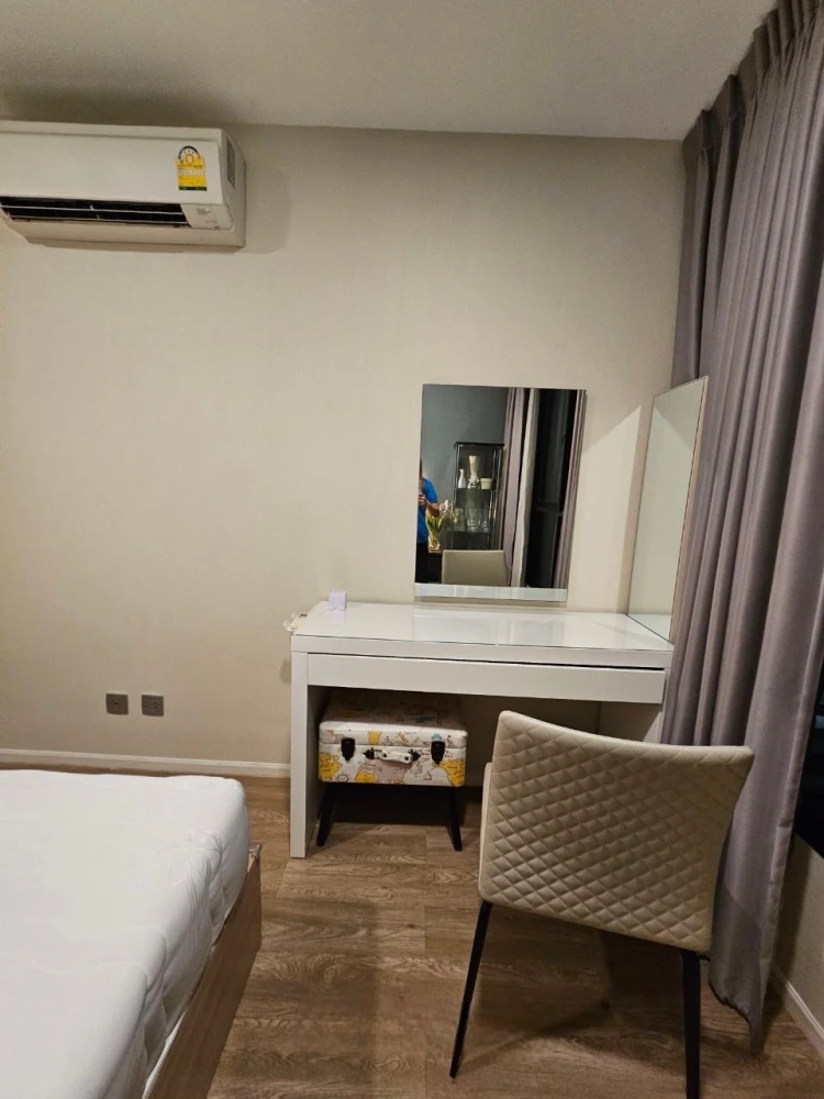 For rent Episode Phahon-Saphan Mai, 2 bedrooms, 1 bathroom, beautifully decorated room, in great condition, very worth booking.