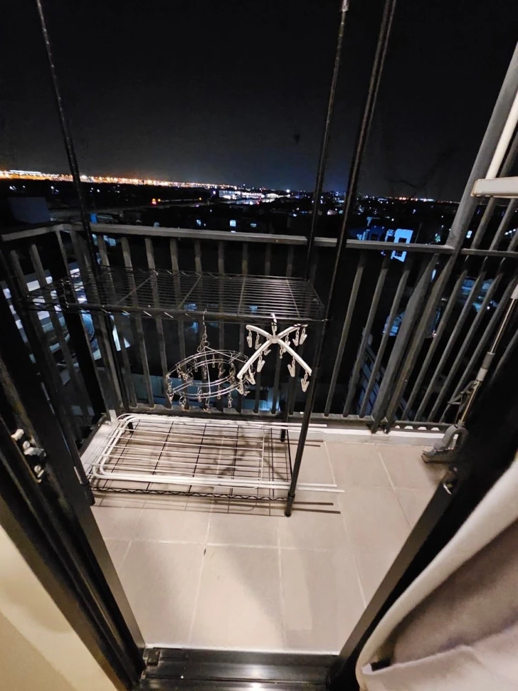 For rent Episode Phahon-Saphan Mai, 2 bedrooms, 1 bathroom, beautifully decorated room, in great condition, very worth booking.