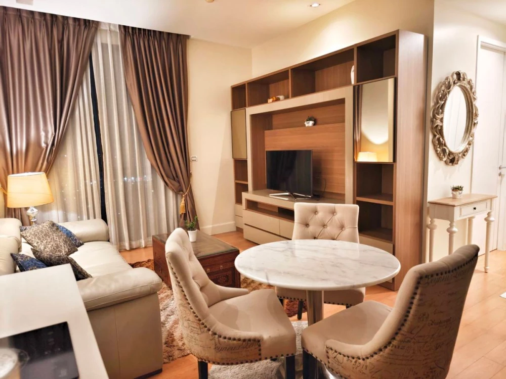 For Rent: Equinox Phahol-Vibha, 34th floor. Fully furnished. Book now if interested.