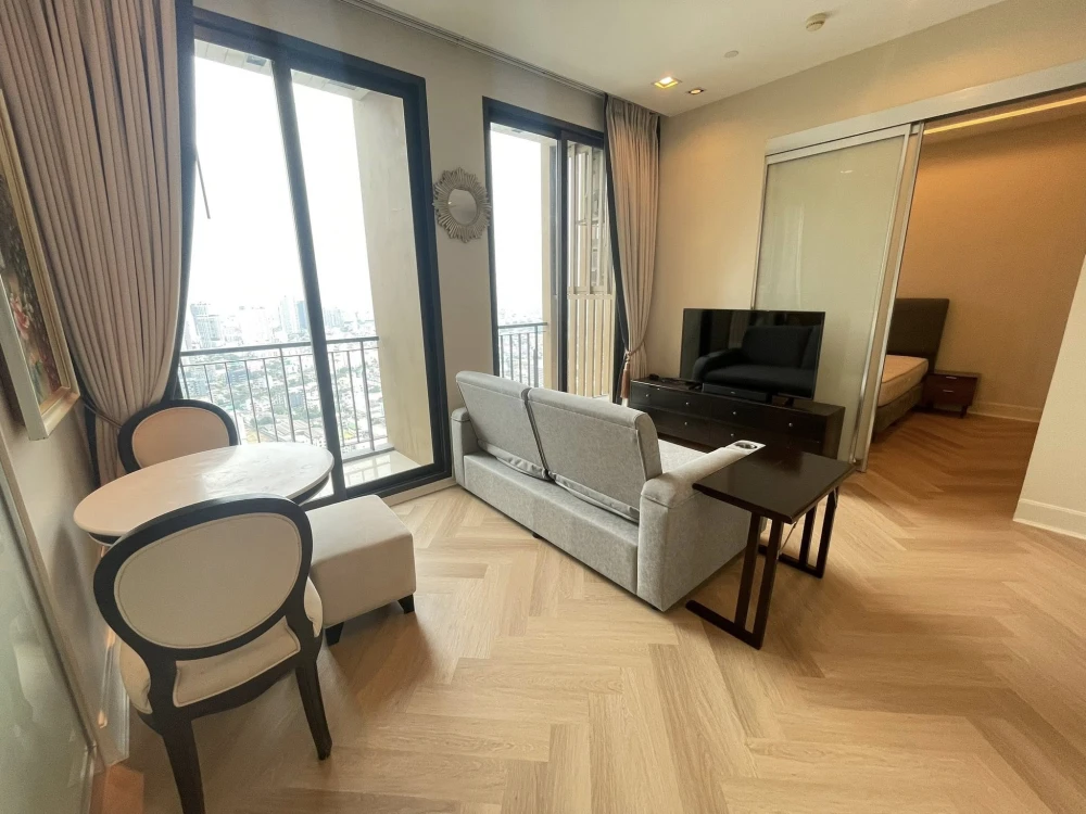 ให้เช่า Equinox Phahol-Vibha ห้องน่าอยู่ ชั้นสูง สิ่งอำนวยความสะดวกครบครัน จองเลย