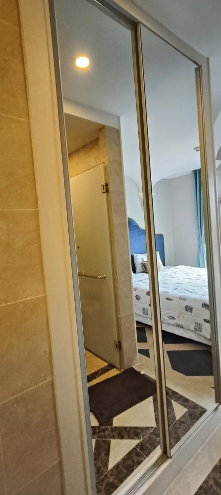 For rent: Espana Condo Resort Pattaya, 1 bedroom, 1 bathroom, luxuriously decorated, comes with complete amenities. Reserve now!