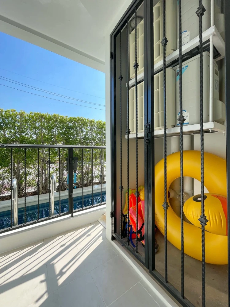 For rent: Espana Condo Resort Pattaya, 1 bedroom, 1 bathroom, luxuriously decorated, comes with complete amenities. Reserve now!