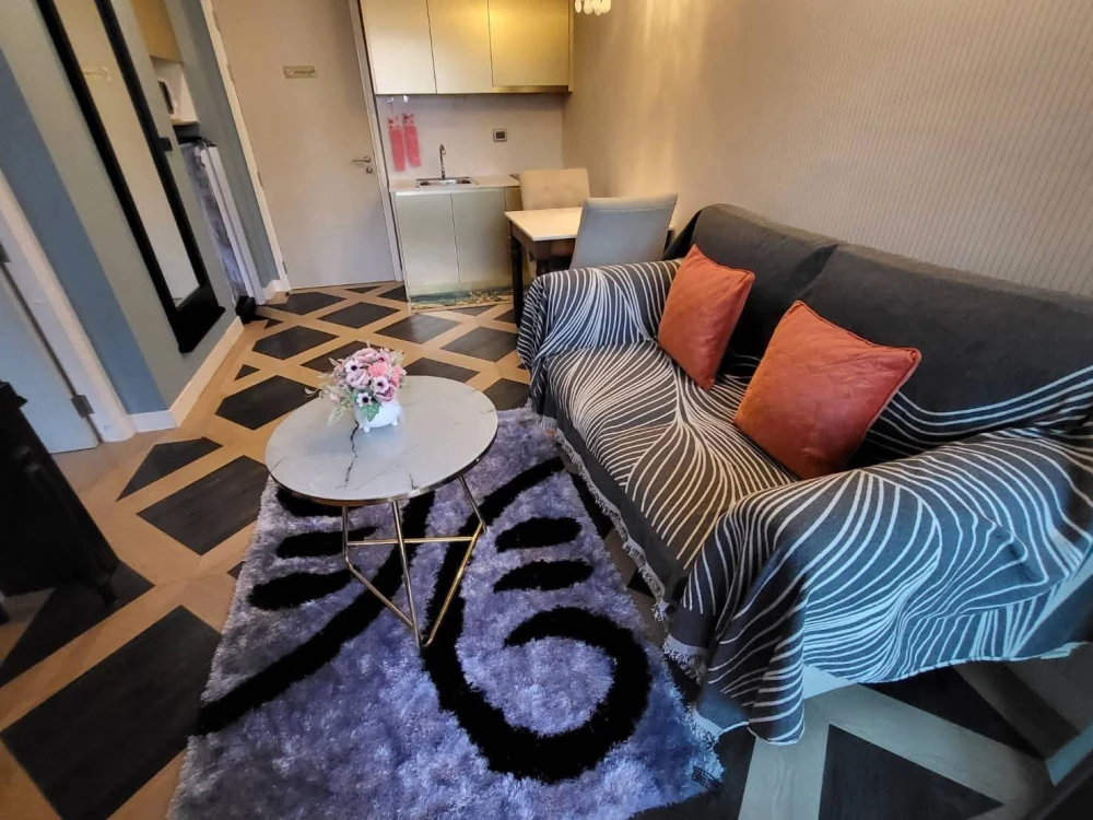 For rent: Espana Condo Resort Pattaya, 1 bedroom, 1 bathroom, fully furnished, swimming pool view, reserve now.