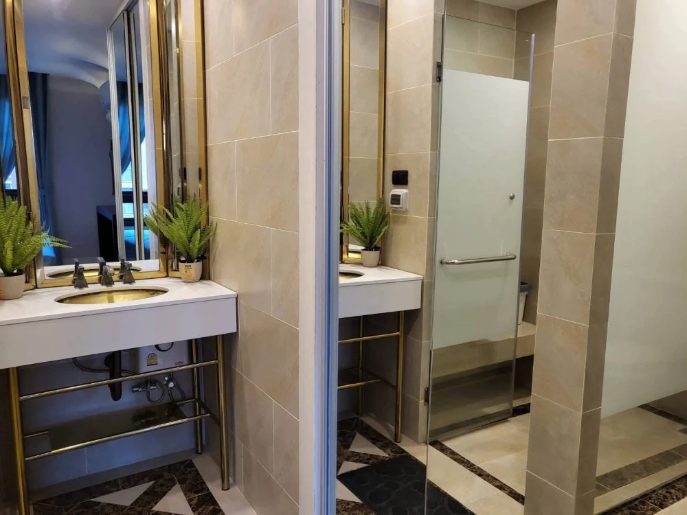 For rent: Espana Condo Resort Pattaya, 1 bedroom, 1 bathroom, fully furnished, swimming pool view, reserve now.