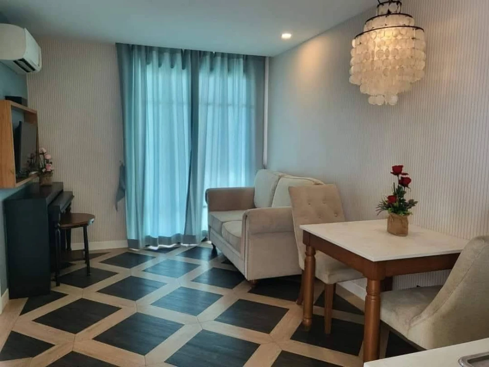 For rent: Espana Condo Resort Pattaya, 1 bedroom, 1 bathroom, fully furnished, beautiful city and sea views. Reserve now!