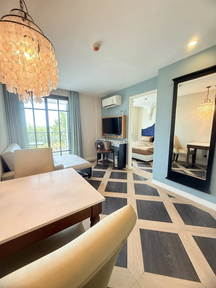 For rent: Espana Condo Resort Pattaya, 1 bedroom, 1 bathroom, beautifully decorated, great location, hurry and book now.
