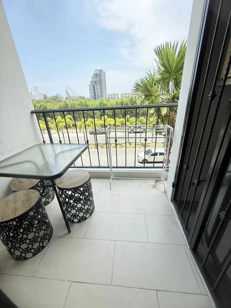 For rent: Espana Condo Resort Pattaya, 1 bedroom, 1 bathroom, beautifully decorated, great location, hurry and book now.