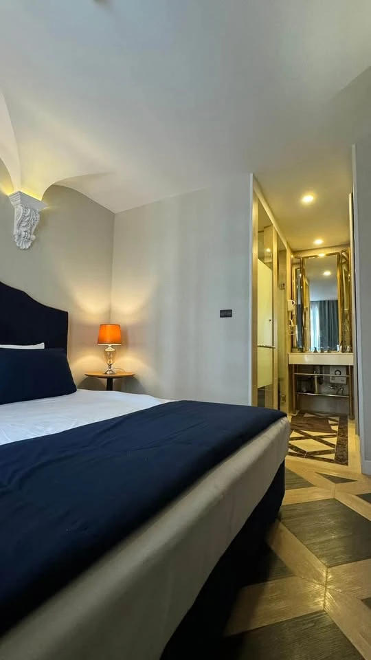 Spacious and comfortable condo for rent at Espana Condo Resort Pattaya. Fully furnished with all amenities. Just bring your suitcase and move in!