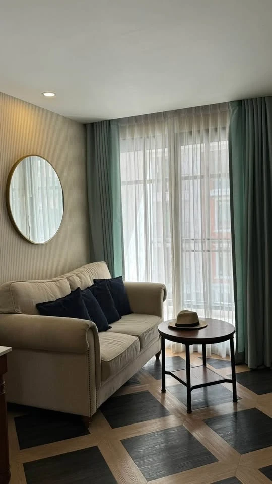 Spacious and comfortable condo for rent at Espana Condo Resort Pattaya. Fully furnished with all amenities. Just bring your suitcase and move in!