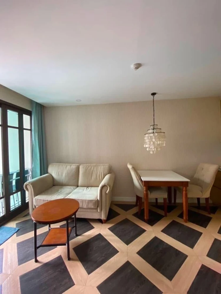 For rent: Espana Condo Resort Pattaya, a nice room with complete decorations. Reserve now!