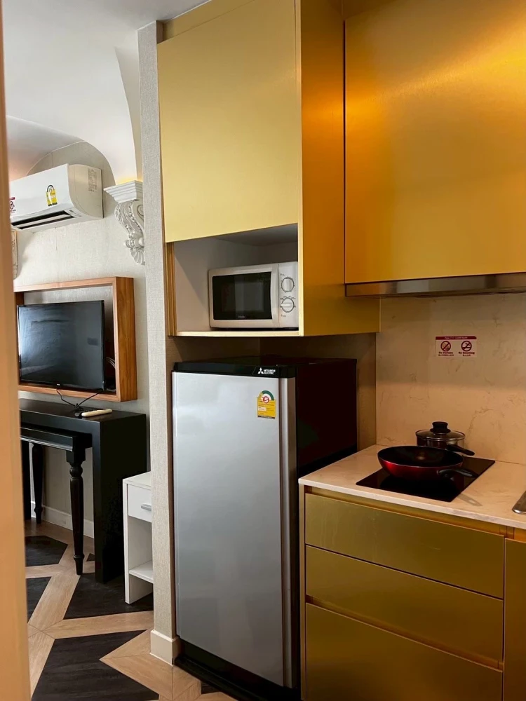 For rent: Espana Condo Resort Pattaya, corner room with privacy, fully furnished, don't miss out!
