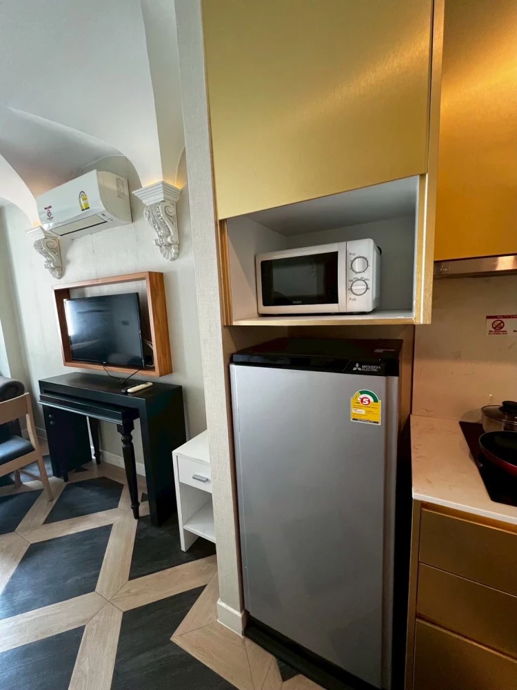 For rent: Espana Condo Resort Pattaya, corner room with privacy, fully furnished, don't miss out!