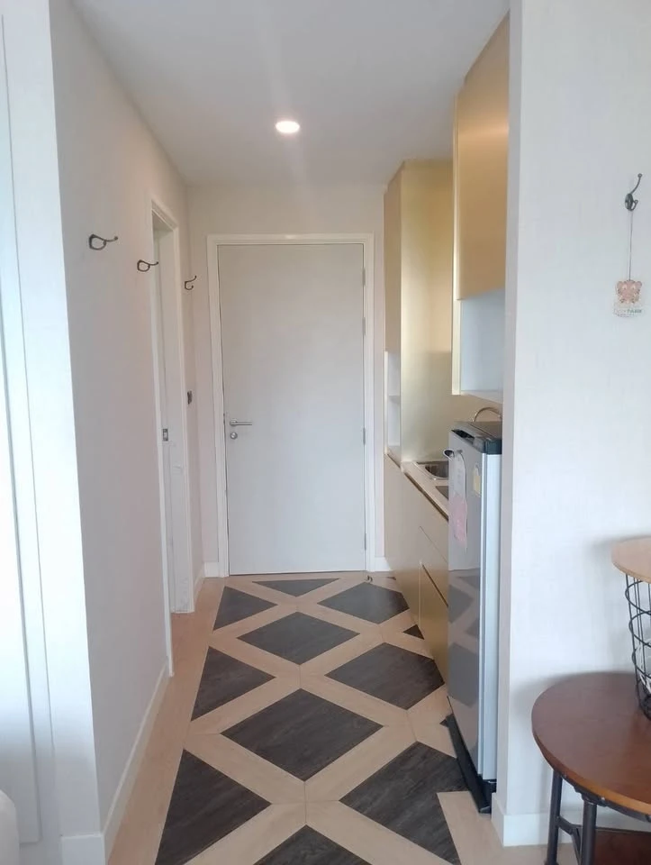 For rent: Espana Condo Resort Pattaya, fully furnished room, ready to move in immediately, book now, hurry!