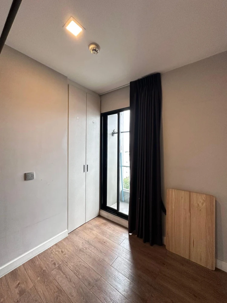 For rent Esta Bliss, corner room, privacy, comes with furniture and complete facilities, book now