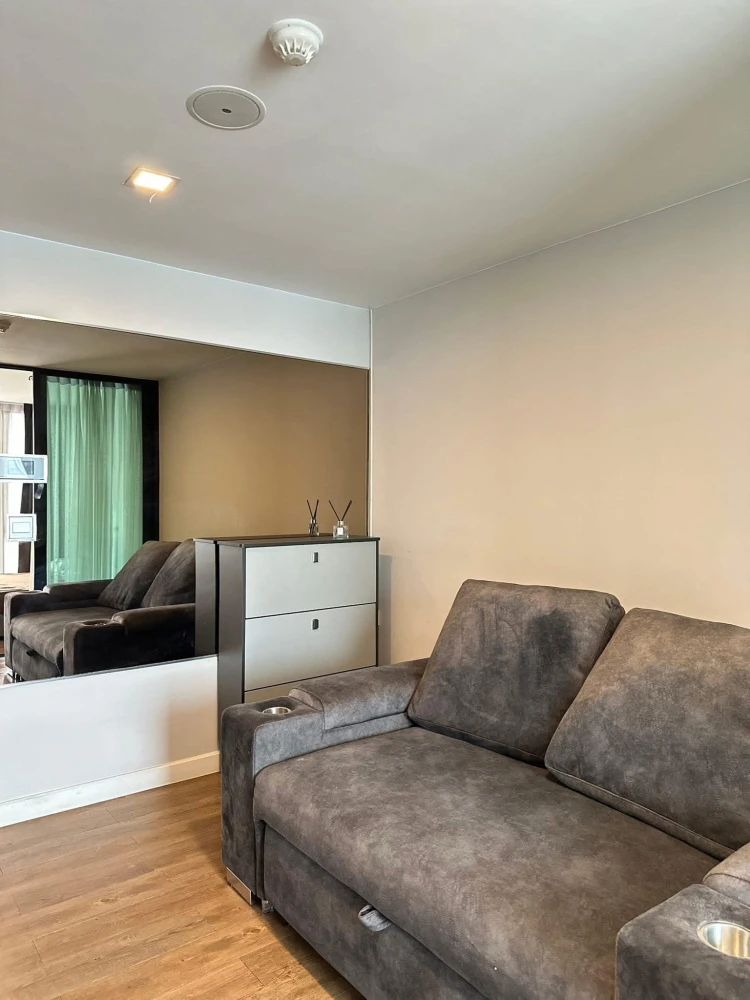 For rent Esta Bliss, corner room, privacy, comes with furniture and complete facilities, book now