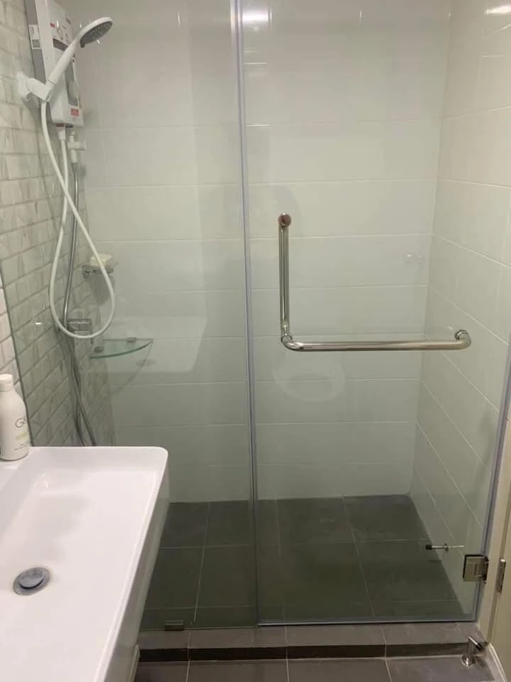 For rent, feel condo Lat Phrao 122, ready to move in, great price, everything here, hurry and reserve now, don't wait.