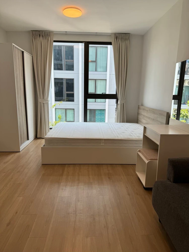 For rent Feel Condo Lat Phrao 122, ready to move in, reasonable price, everything here, hurry and reserve now.