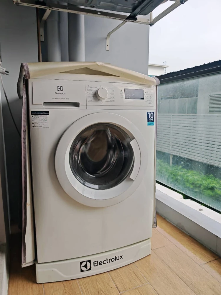 ให้เช่า Feel condo ลาดพร้าว 33 *บิ้วอิน-Built-in ทั้งห้อง *กระเป๋าใบเดียวเข้าอยู่ได้เลย ชั้น​ 2 (อยู่สบายหรูหรา เงียบสงบ) มาก่อนได้ก่อนห้องไปเร็วมาก