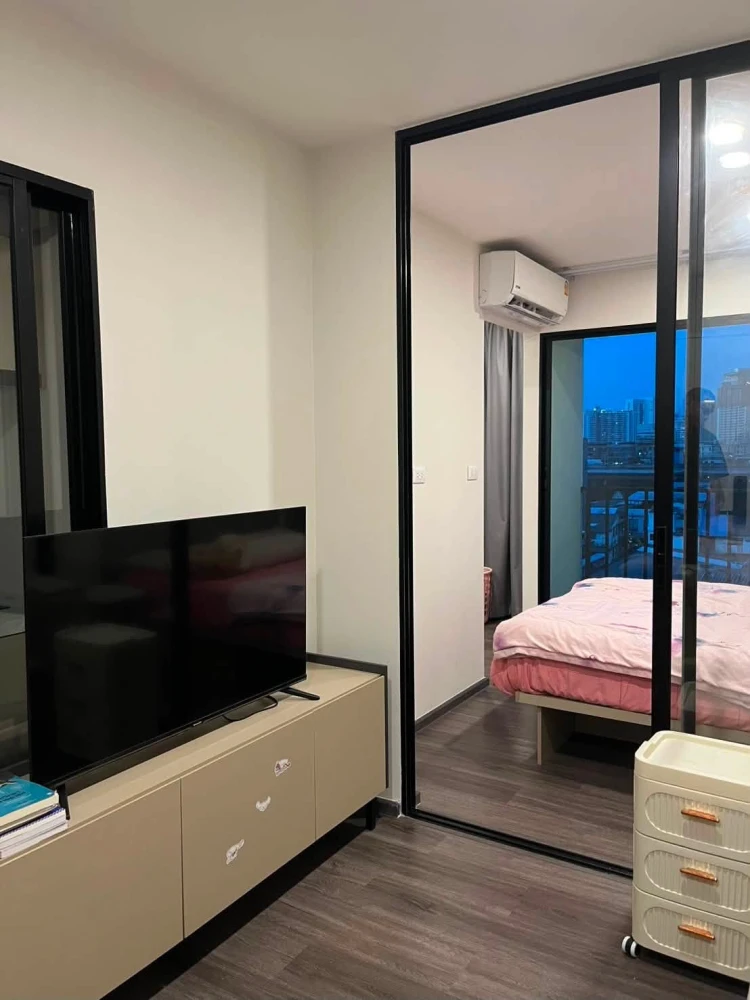 For rent: FLEXI Sathon - Charoen Nakhon, 1 bedroom, 1 bathroom, fully furnished, beautiful view. Book now!