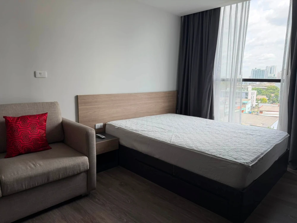 For rent: FLEXI Sathon - Charoen Nakhon, 8th floor, ICONSIAM view. Fully furnished with appliances. Don't miss out! images