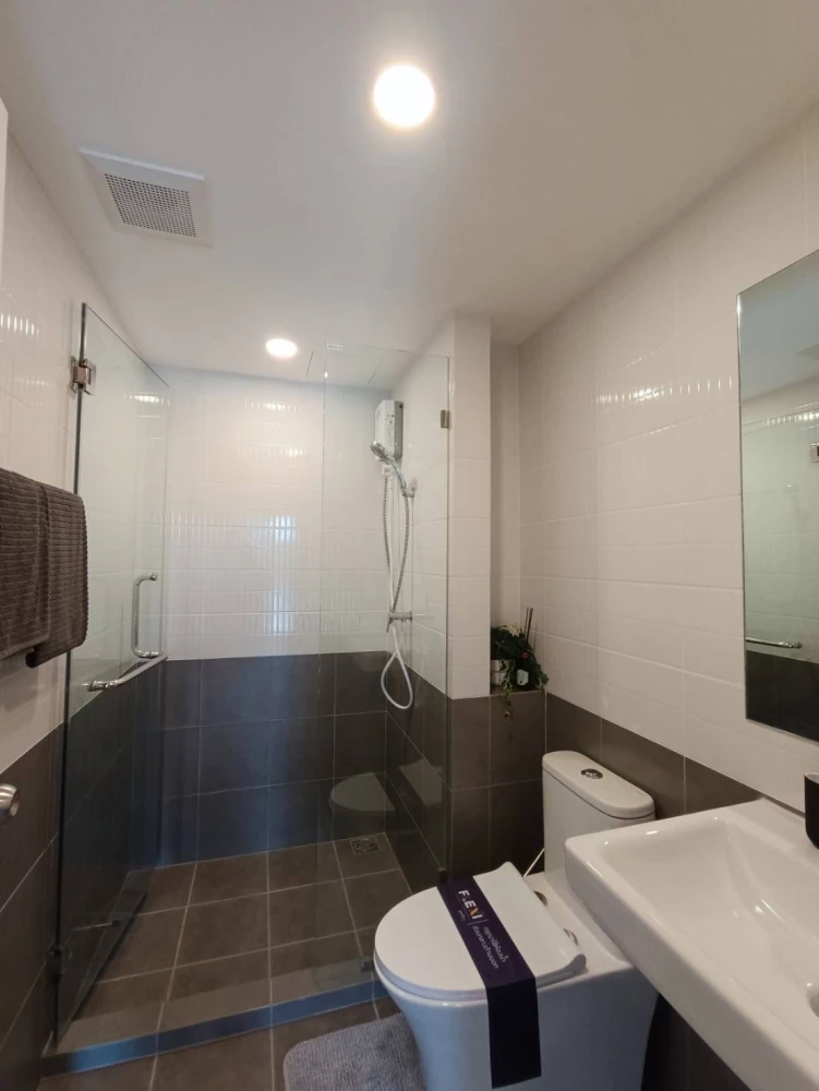 For rent: Flexi Taopoon-Interchange, a nice room, good location, fully furnished, just bring your bags and move in.