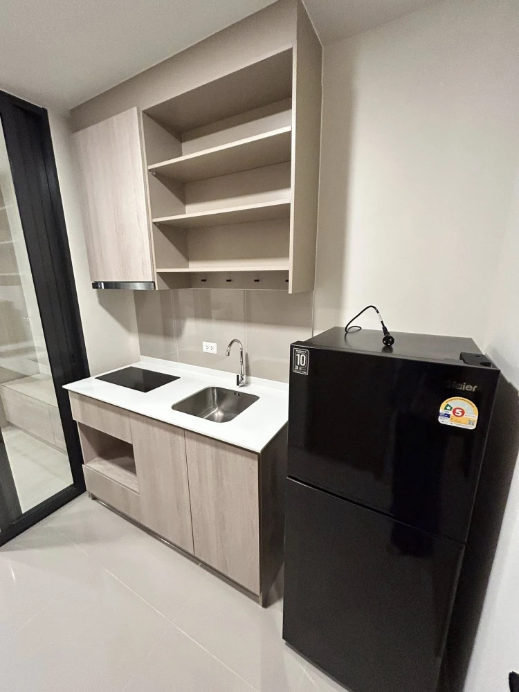 For rent: FLO by Sansiri, 1 bedroom, 1 bathroom, 7th floor, fully furnished, just bring your bags and move in!