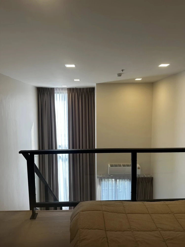 For rent: FLO by Sansiri, high floor unit, spacious and fully furnished. Book now!