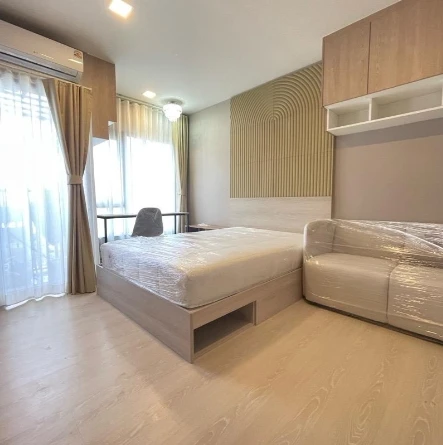 For rent: FLO by Sansiri, a lovely unit with complete furnishings. Book now! (Limited time offer!)
