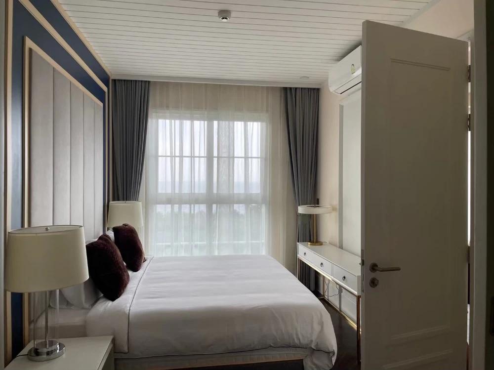 For rent: Florida Beachfront Condo Resort Pattaya, 2 bedrooms, beautiful room, fully furnished, nice to live in, book now, urgently.