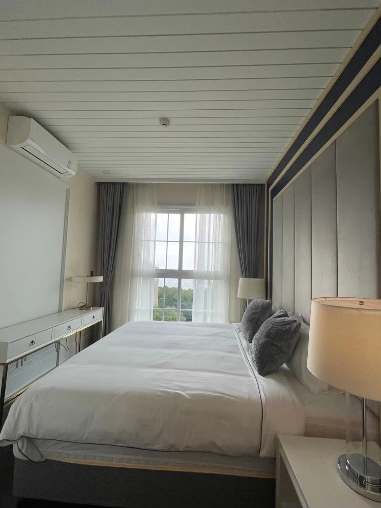 For rent: Florida Beachfront Condo Resort Pattaya, 2 bedrooms, beautiful room, fully furnished, nice to live in, book now, urgently.
