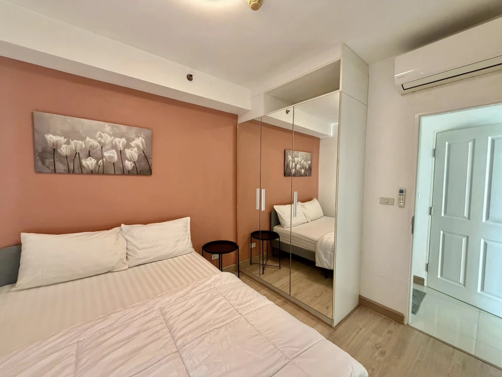 For rent: Fuse Mobius Ramkhamhaeng, 2 bedrooms, 2 bathrooms, 20th floor, pool view. Don't miss out!