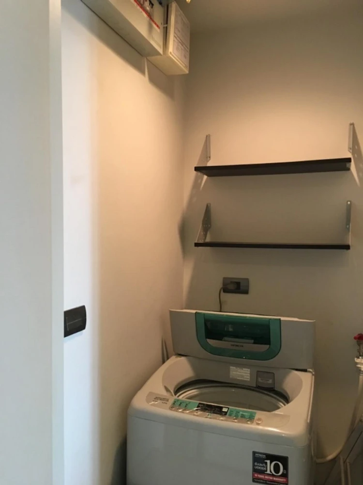 For rent: FUSE Sathorn – Taksin, 12th floor, nice room, fully furnished, ready to move in. Reserve now, don't delay.