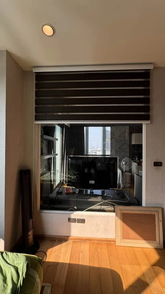 For rent: FUSE Sathorn – Taksin, high floor unit with good ventilation, fully furnished, corner unit. Book now before it's too late!
