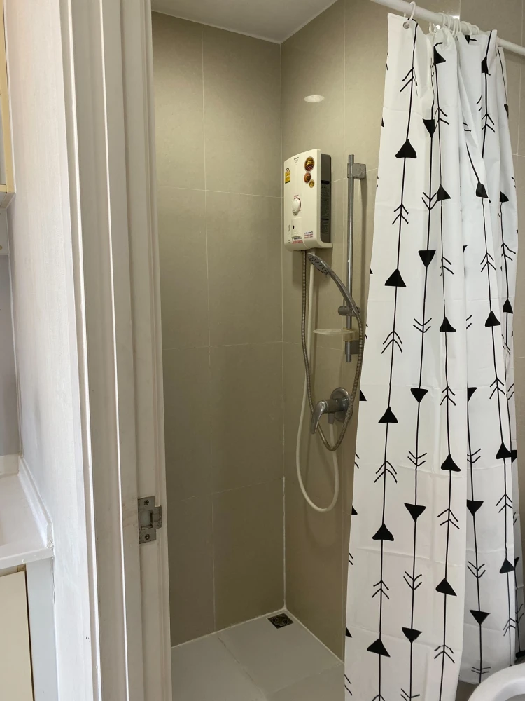 For rent: Fuse Sense Bangkae. Great price, high floor, beautiful view, good ventilation, quiet. Book now before it's too late!