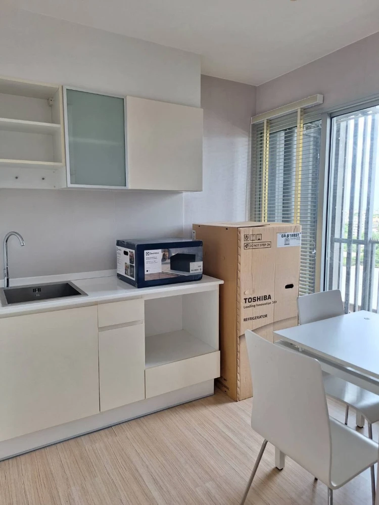 For rent: Fuse Sense Bang Khae. Beautiful room with complete furniture and high-quality appliances. Don't miss out!