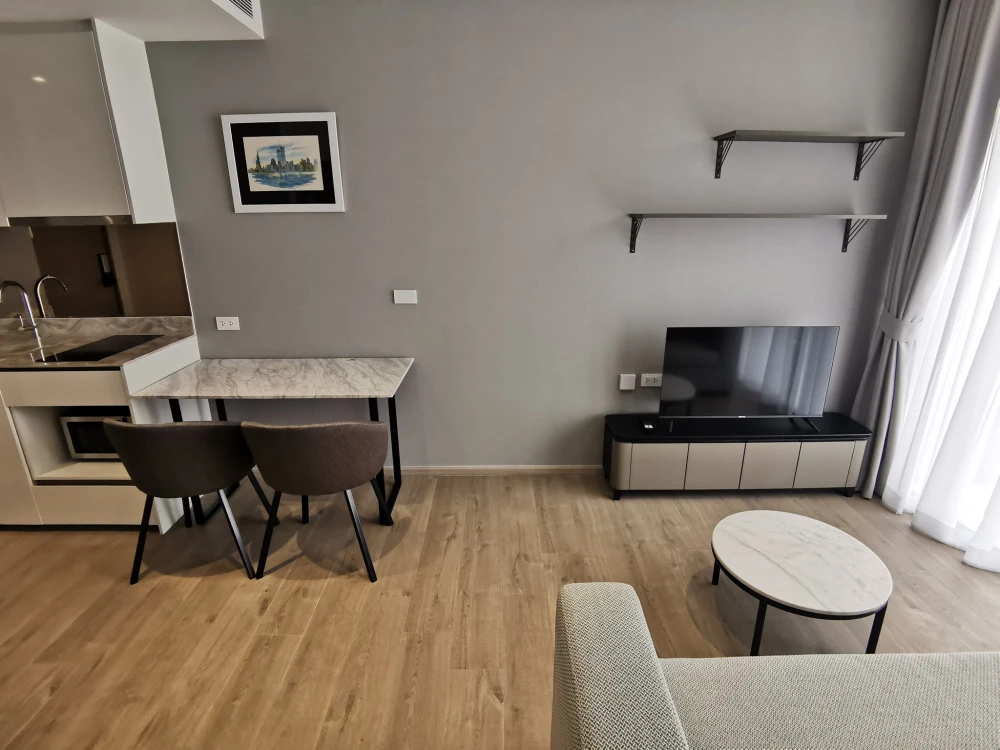 For rent: FYNN Asoke, 1 bedroom, 1 bathroom, clean and fully furnished, excellent location, can you not book it?