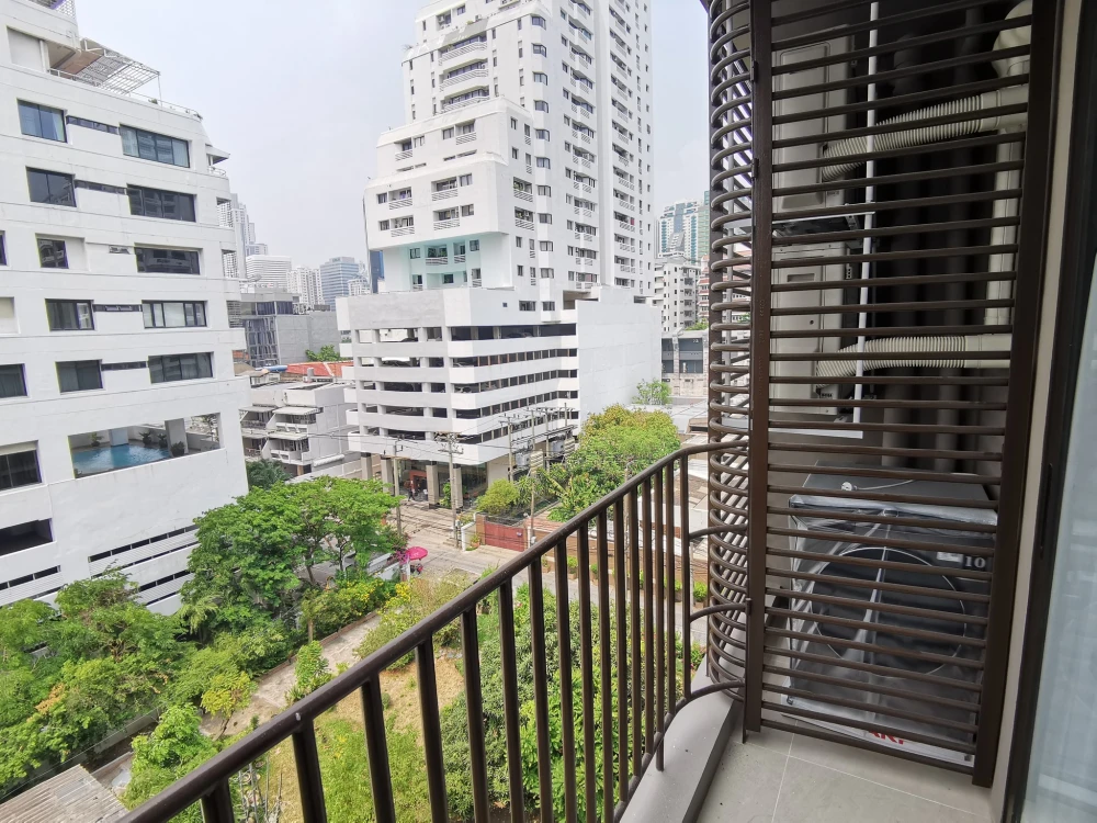 For rent: FYNN Asoke, 1 bedroom, 1 bathroom, clean and fully furnished, excellent location, can you not book it?