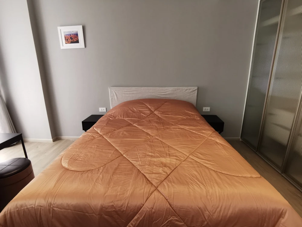 For rent: FYNN Asoke, 1 bedroom, 1 bathroom, clean and fully furnished, excellent location, can you not book it?