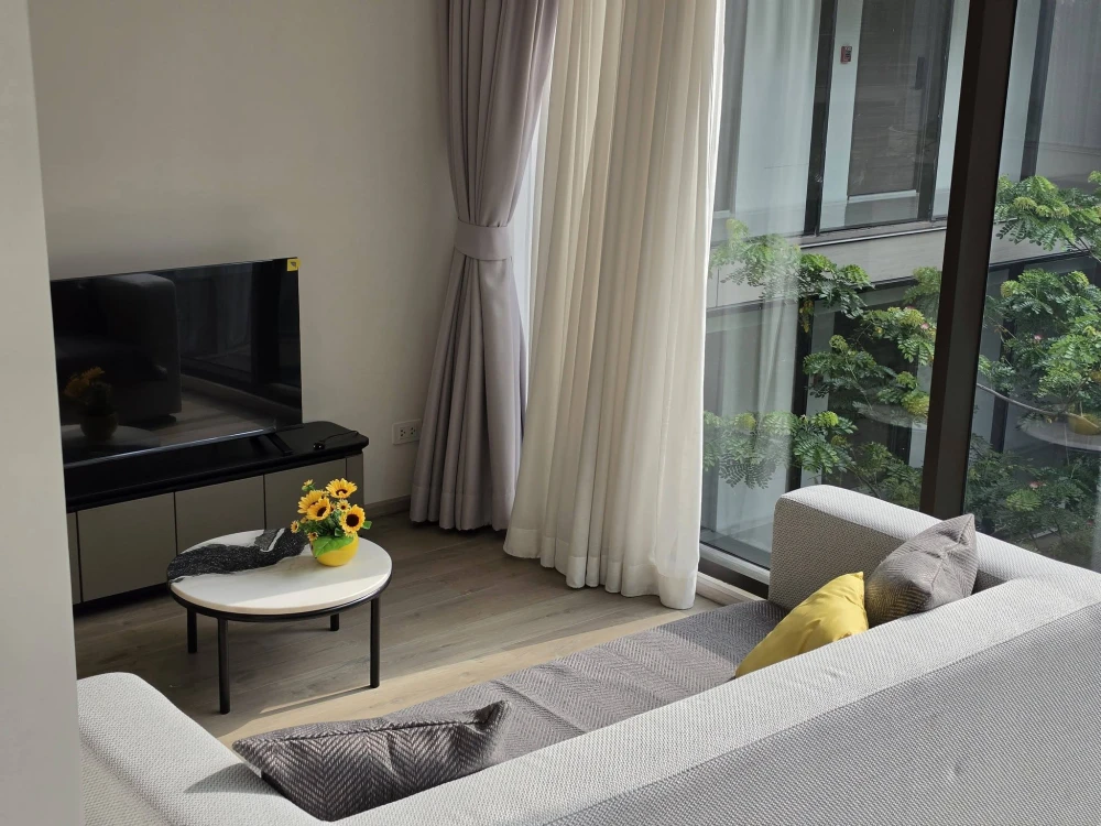 For rent: FYNN Asoke, 6th floor. A lovely, fully furnished unit. Book now!