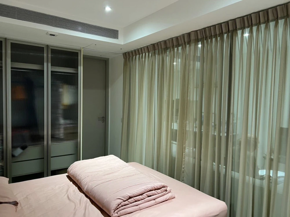 For rent: FYNN Asoke, 6th floor. Nice, fully furnished unit. Book now! Don't miss out! Hurry!